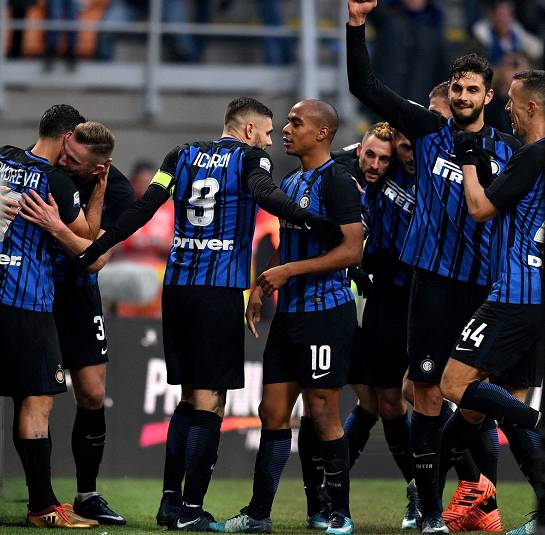  国际米兰强势领跑，蓝黑军团剑指意甲桂冠